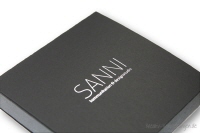 Silberpr&auml;gung auf schwarzem Karton